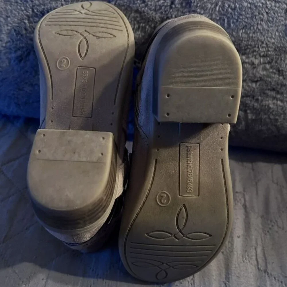Kohl's SO Ankle Boots with straps/buckle side zip Size 2